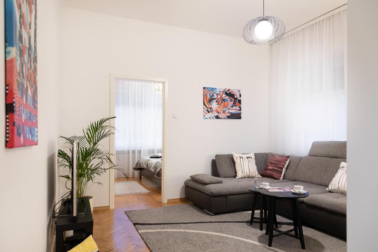Modern Spacious 3Bdr Apartment In Heart Of Загреб Екстериор снимка